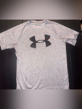 Under Armour White and Black Hex Performance Tee